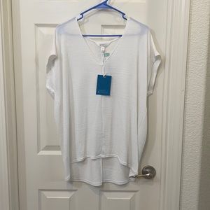 V-Neck White knit top